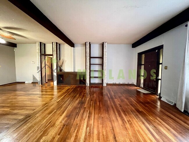 Foto del edificio - 2511 Blossom St
