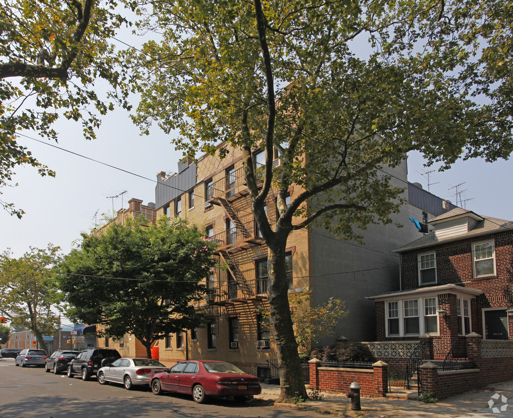 Building Photo - 2080 West St