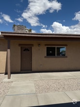 Building Photo - 729 E 35th St