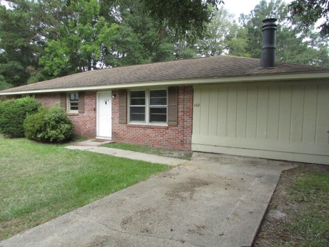 Building Photo - 102 Phifer St