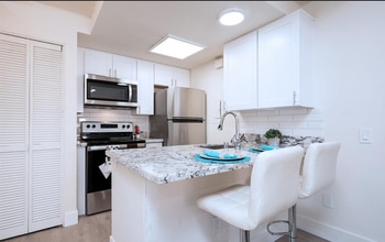 Building Photo - 2037 Dairy Mart Rd