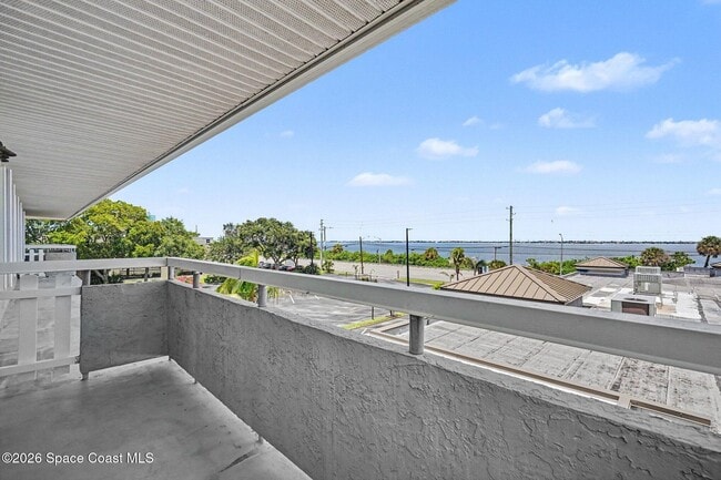 Building Photo - 303 Audubon Dr