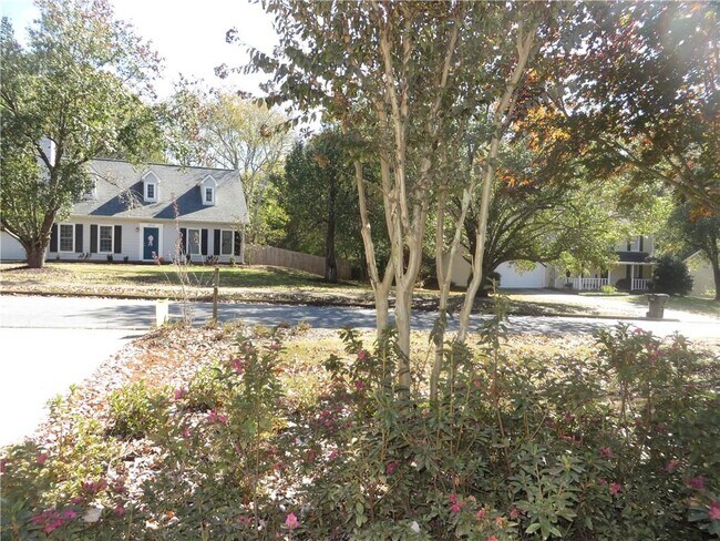 Building Photo - 3913 Hadley Farm Dr