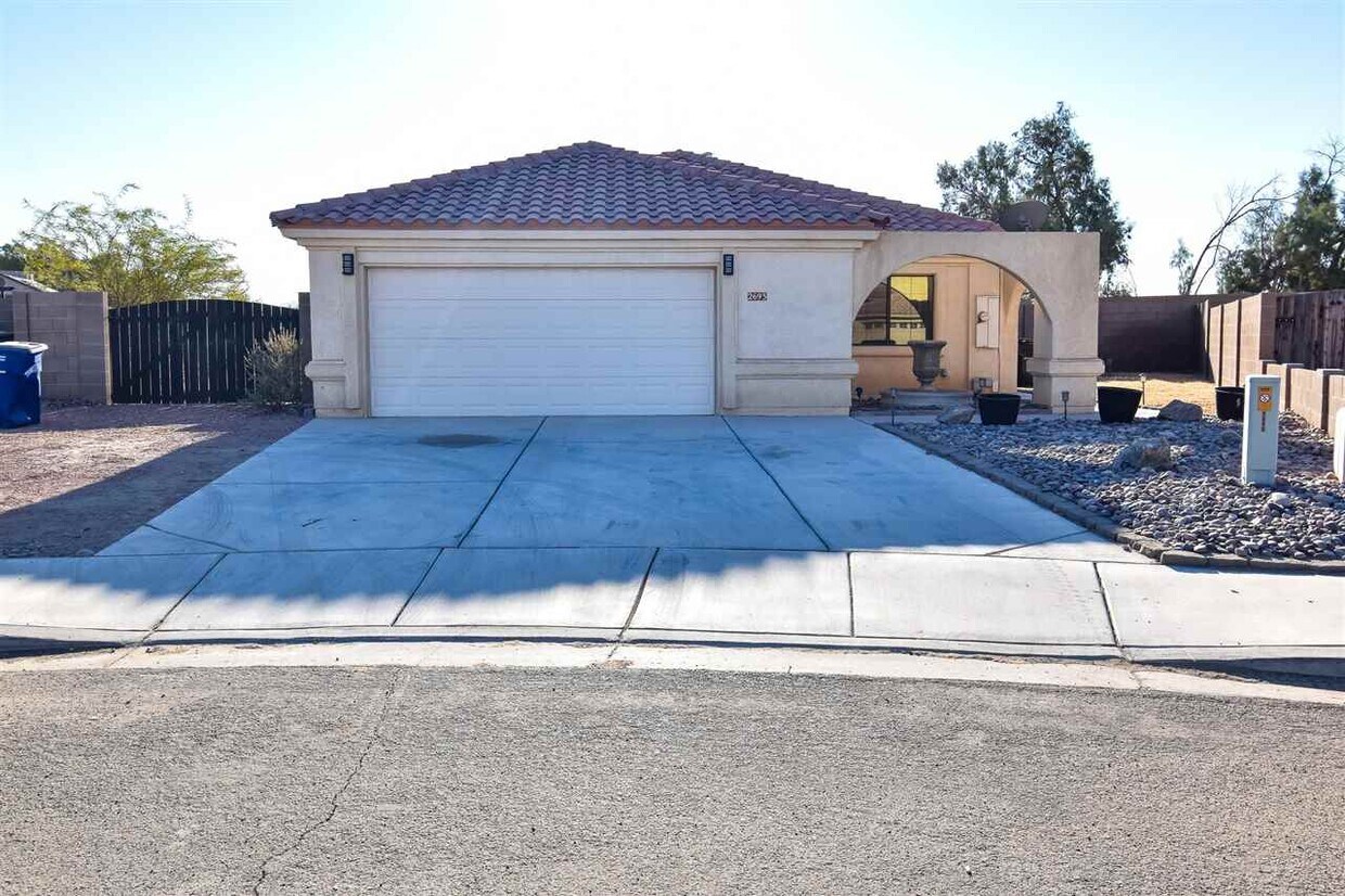 2693 Otondo Dr, Yuma, AZ 85365 House Rental in Yuma, AZ