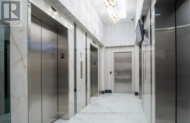 Building Photo - 4070 Confederation Pkwy