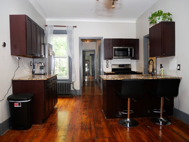 Foto del edificio - 140 Trenton St