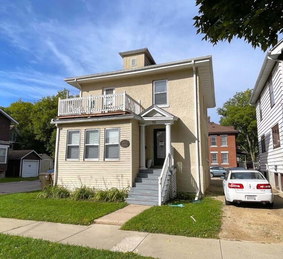 Primary Photo - 112 S Orchard St