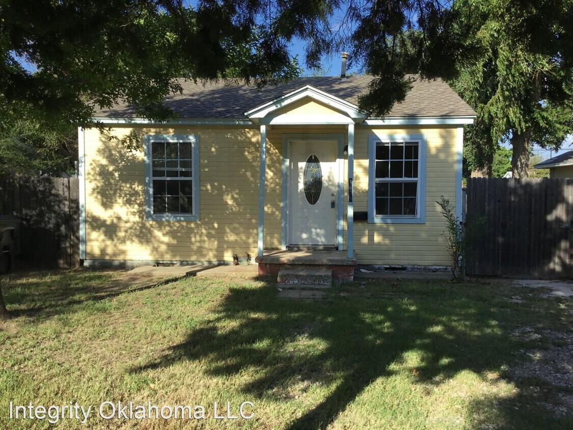 Primary Photo - 2 br, 1 bath House - 4903 N Willow Ave