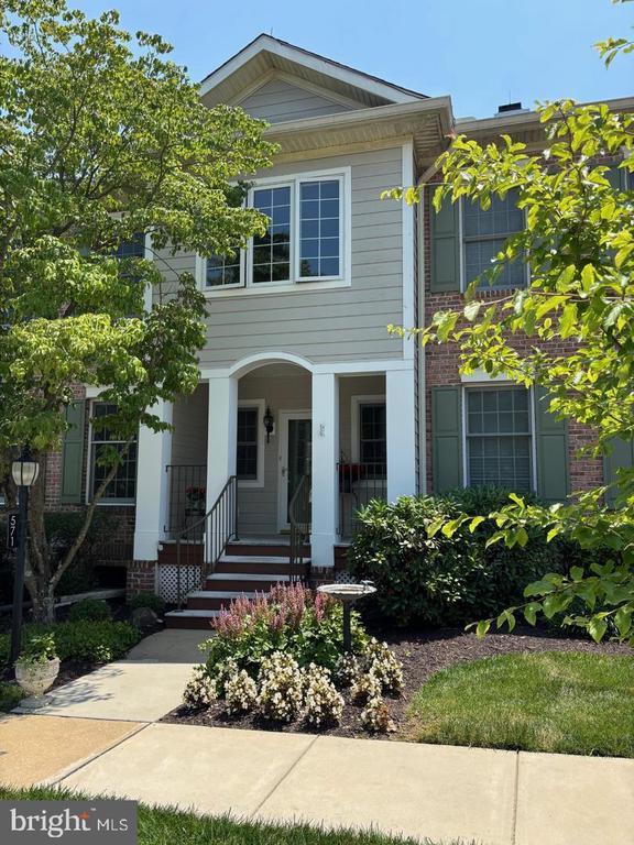 Foto del edificio - 571 Gramercy Ln