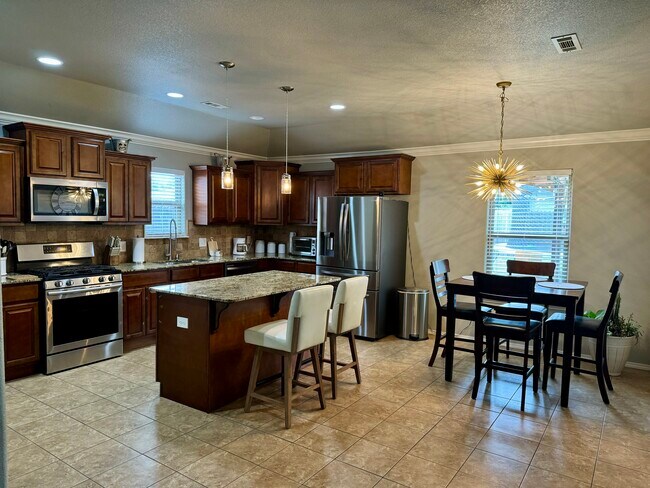 Foto del edificio - 2966 Springhill Ave