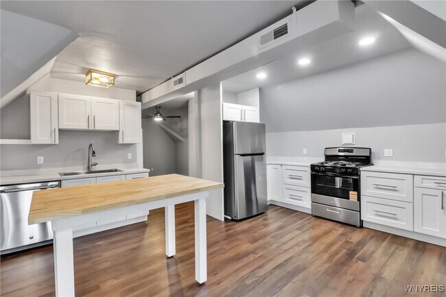 Foto del edificio - 522 W Ferry St