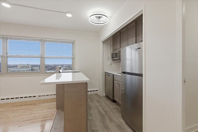 Foto del edificio - 5630 N Sheridan Rd