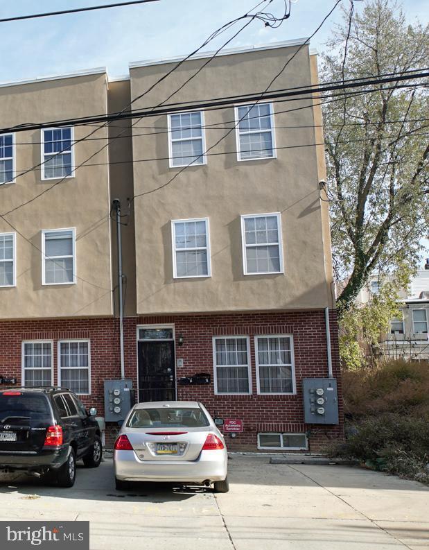 Primary Photo - 1827 N 18th St