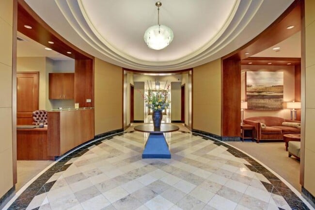 Building Photo - 1 bedroom in Seattle WA 98101