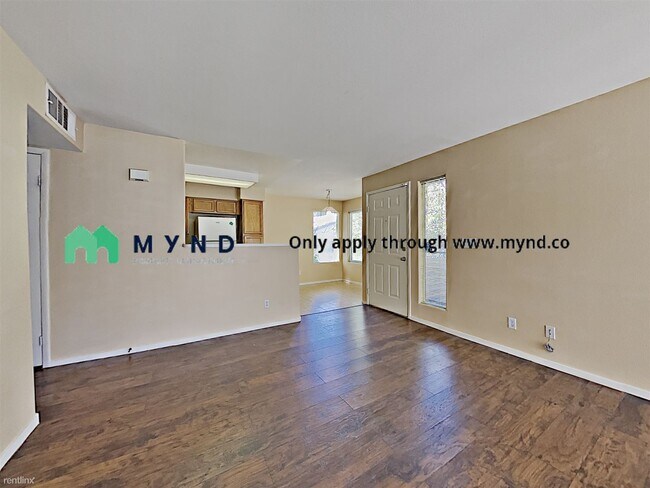 Building Photo - 3105 Casey Dr