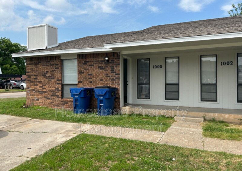 1000 Acacia Cir, Noble, OK 73068 Condo for Rent in Noble, OK
