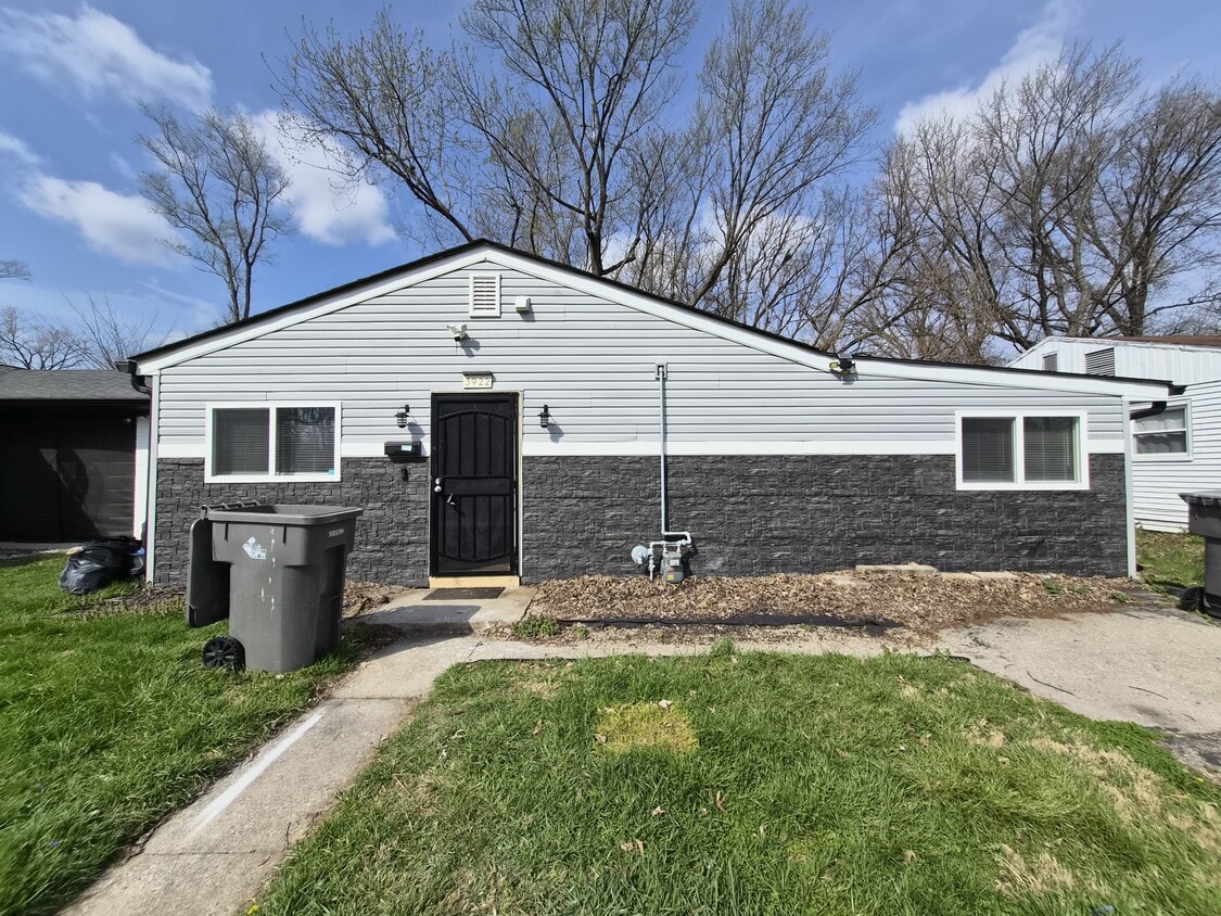 Photo - 3922 N Butler Ave (Indianapolis, IN)