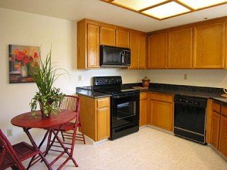 Foto del edificio - 214 Commons Ln