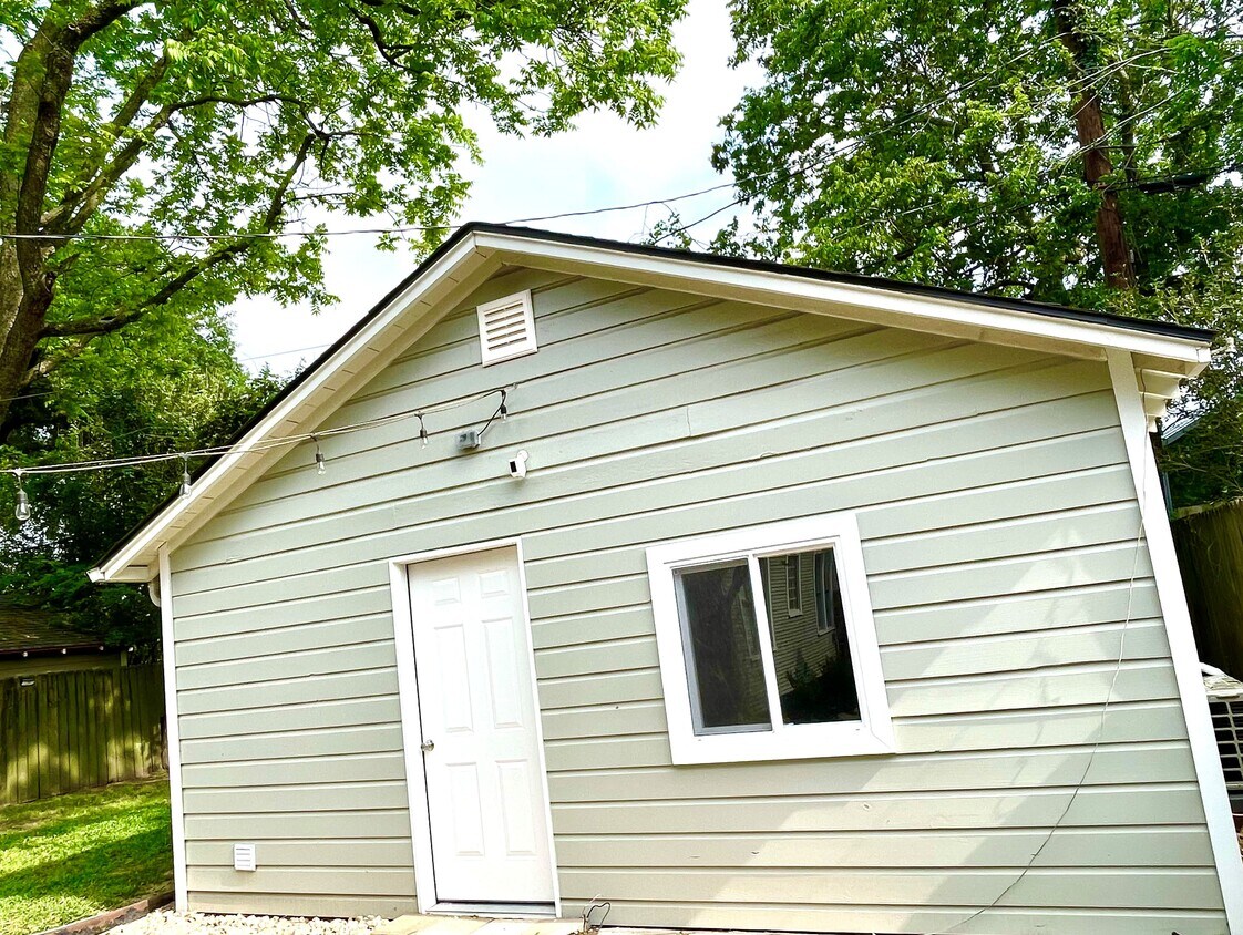 Foto principal - 1107 Winston St