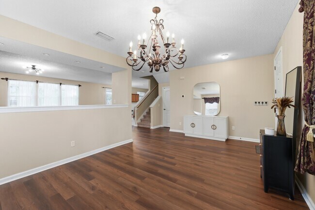 Foto del edificio - 4125 Palmetto Bay Dr