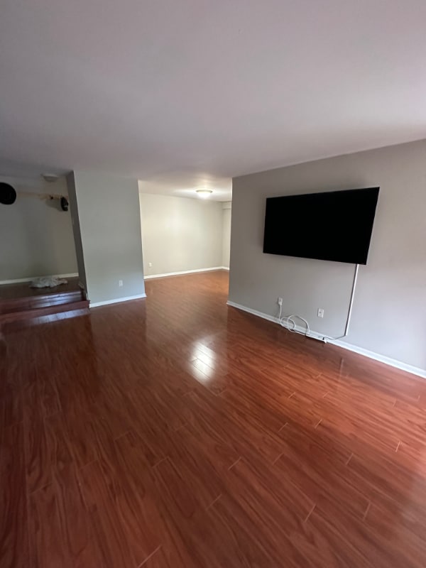 Foto del edificio - 11228 Chestnut Grove Square