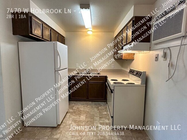 Foto del edificio - 7470 W Holbrook Ln