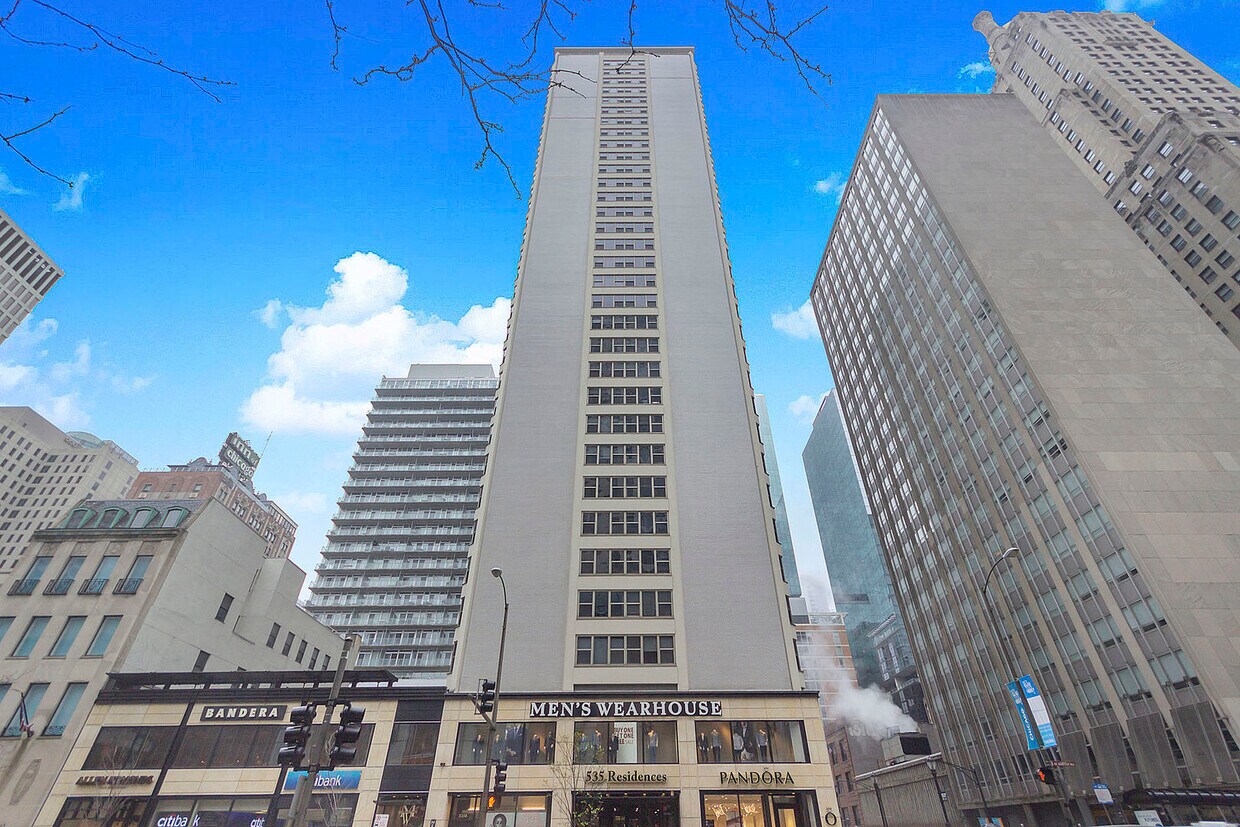 Primary Photo - 535 N Michigan Ave