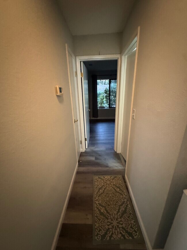 Foto del edificio - 166 Farm Ln