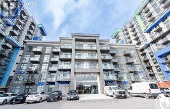Building Photo - 460 Dundas St E