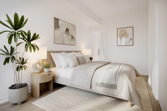 Building Photo - The Towns at York Mills & Leslie