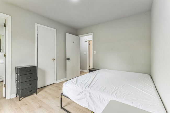 Foto del edificio - 2265 Wildwood Dr