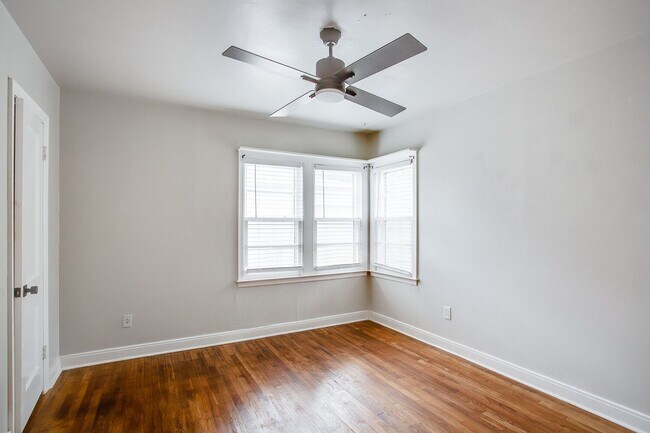 Building Photo - PRE LEASING for Fall 2026! 4 bedrooms 2 bath in Tech Terrace!