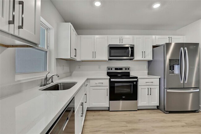 Building Photo - 3646 Portillo Rd