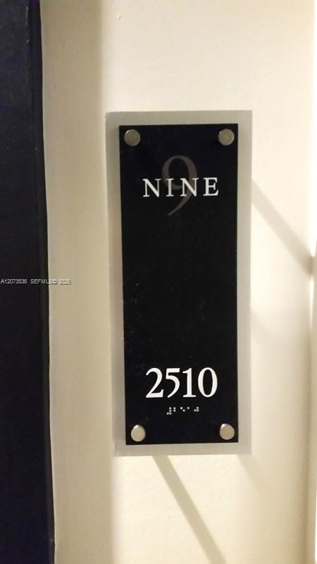Foto del edificio - 999 SW 1st Ave