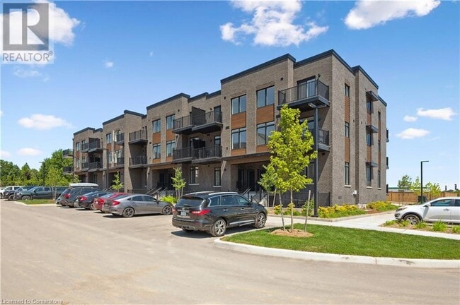 Building Photo - 824 Woolwich St
