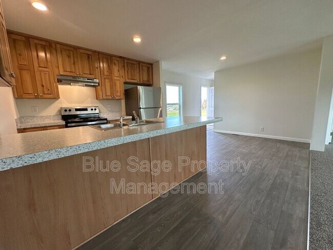 Foto del edificio - 504 Spencer Rd