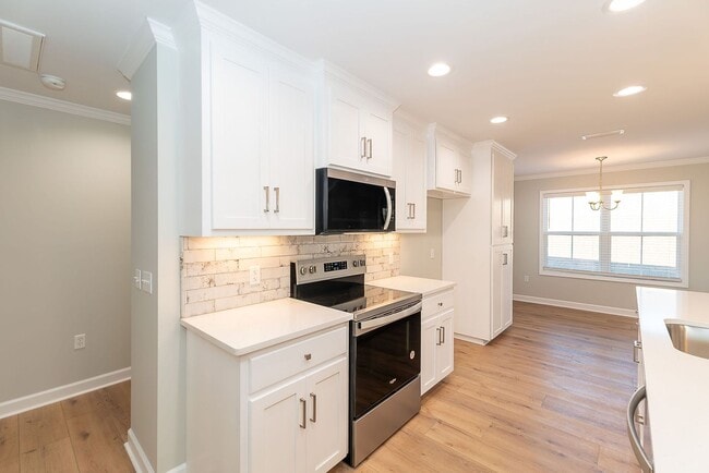 Building Photo - Stonechase Subdivision, Enterprise, AL