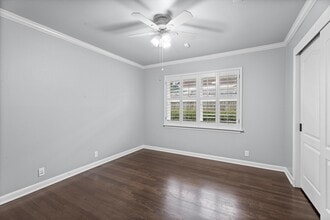 Building Photo - 1328 Bingle Rd