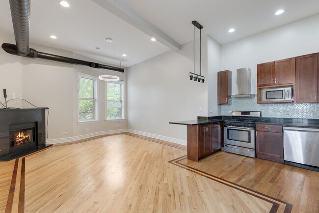Foto del edificio - 5014 S King Dr