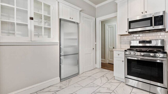 Foto del edificio - 472 Clifton Rd NE