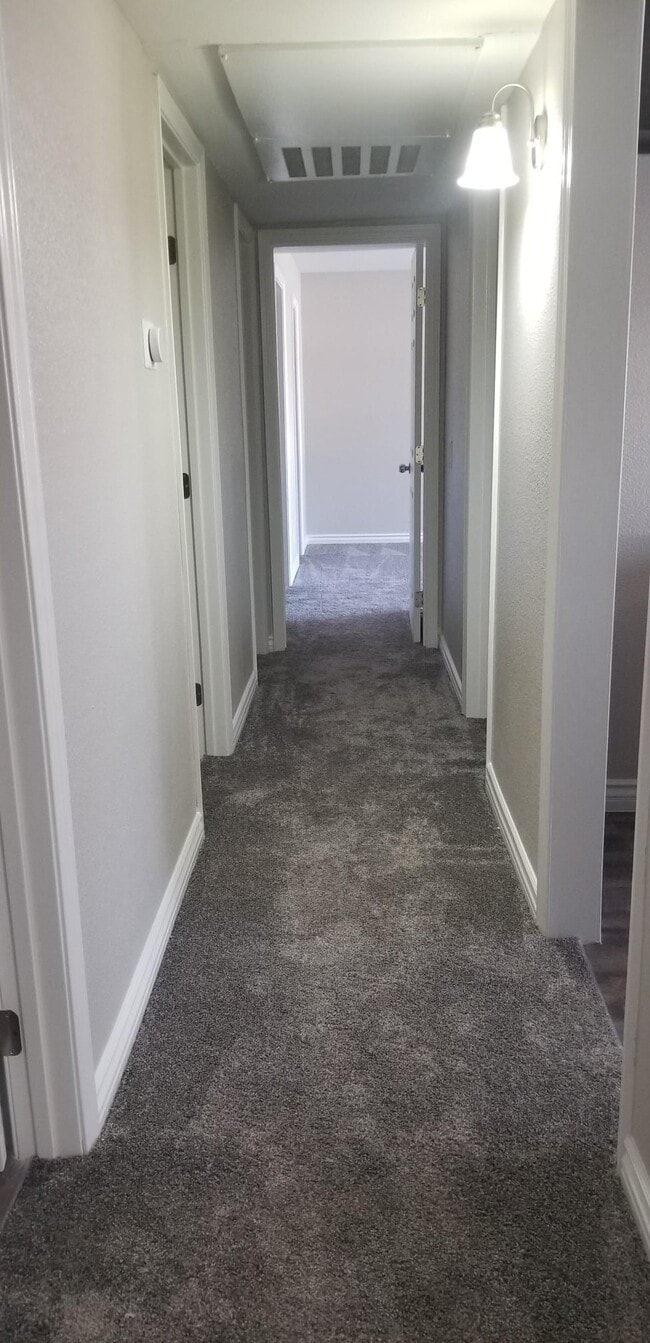 Hallway - Canyon Club Apartments