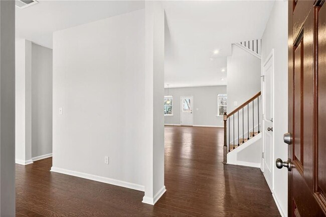 Foto del edificio - 5377 Fountainhead Ln