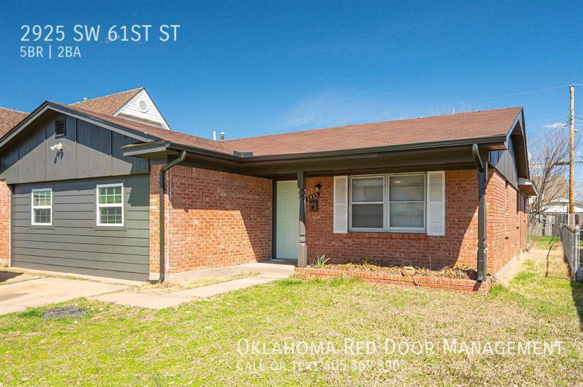 Foto principal - 2925 SW 61st St