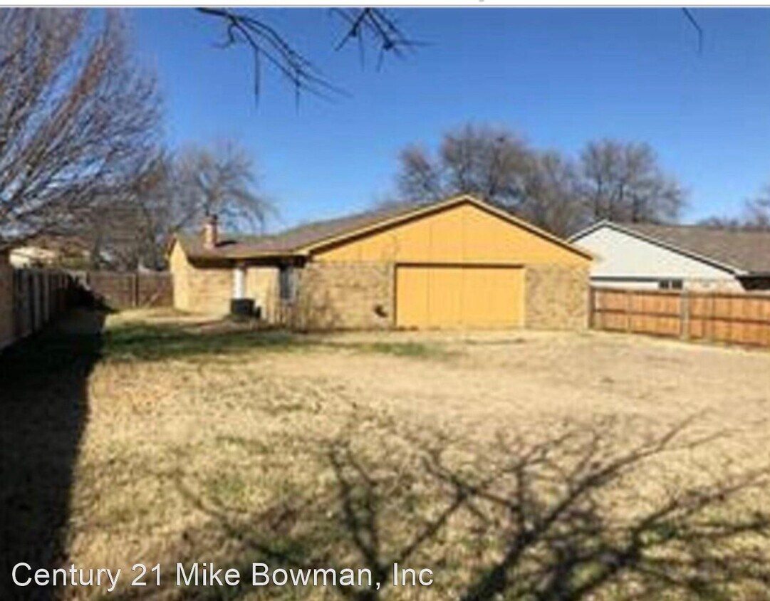 Foto principal - 3 br, 2 bath House - 7533 Parkwood Lane