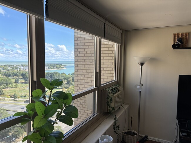 Foto del edificio - 3950 N Lake Shore Dr