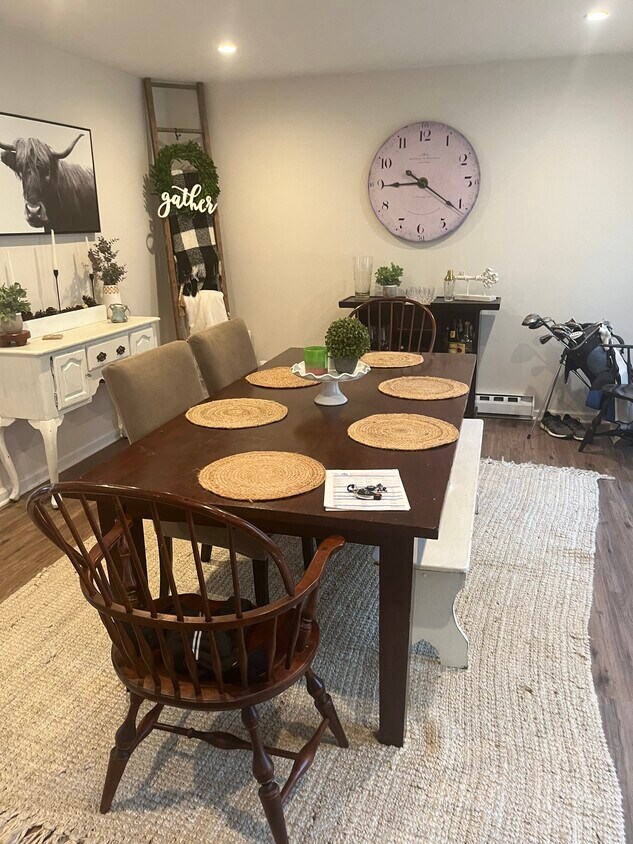 Foto principal - 425 Elmwood Ave
