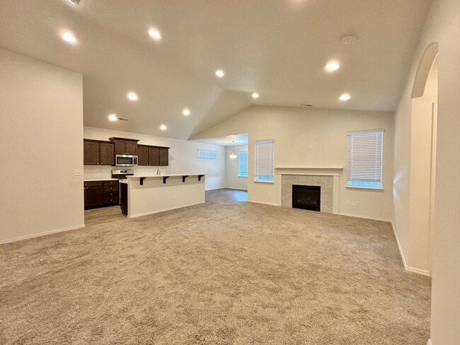 Foto del edificio - Beautiful Single-Family home 3 BED 2 BATH