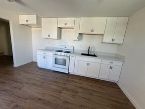 Building Photo - 3704 S Granada Ave