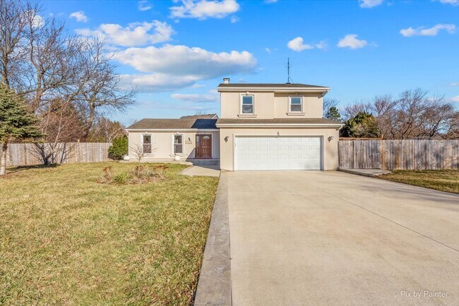 Foto del edificio - 27W012 Tamarack Ct