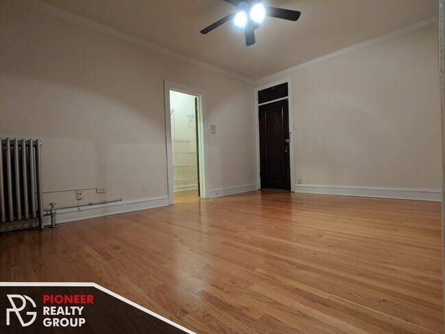 Foto del edificio - 4635 N Paulina St